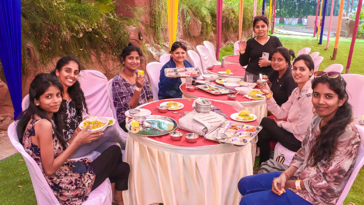 Hurda Party in Bharti resort