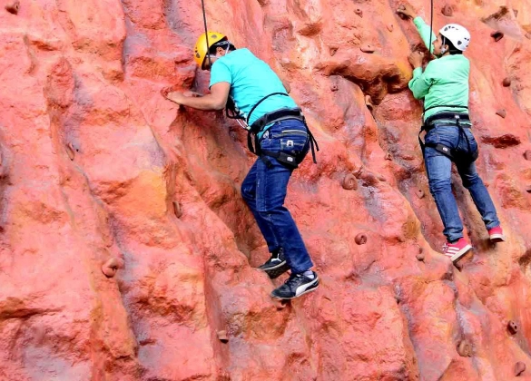 ROCK CLIMBING